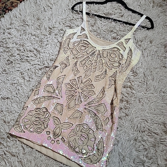 Needle & Thread Sequin Mini Dress Beaded Size 4 Hoco Party Events Going Out NYE - Picture 10 of 12